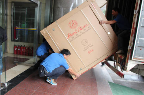 铜鼓钢琴贵重工艺品无忧运